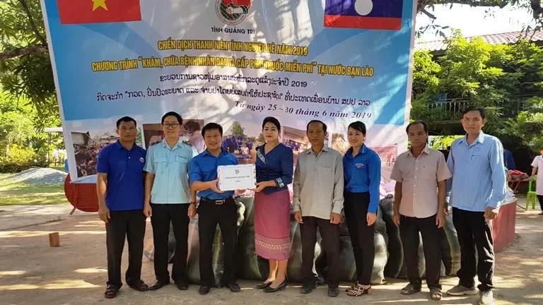 Chương trình tình nguyện trên thế giới là gì?